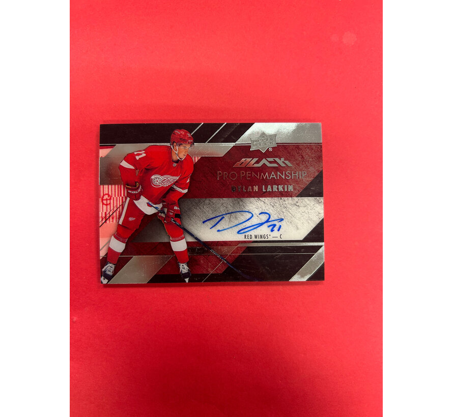 2015-16 UPPER DECK BLACK DYLAN LARKIN PRO PENMANSHIP ROOKIE AUTO
