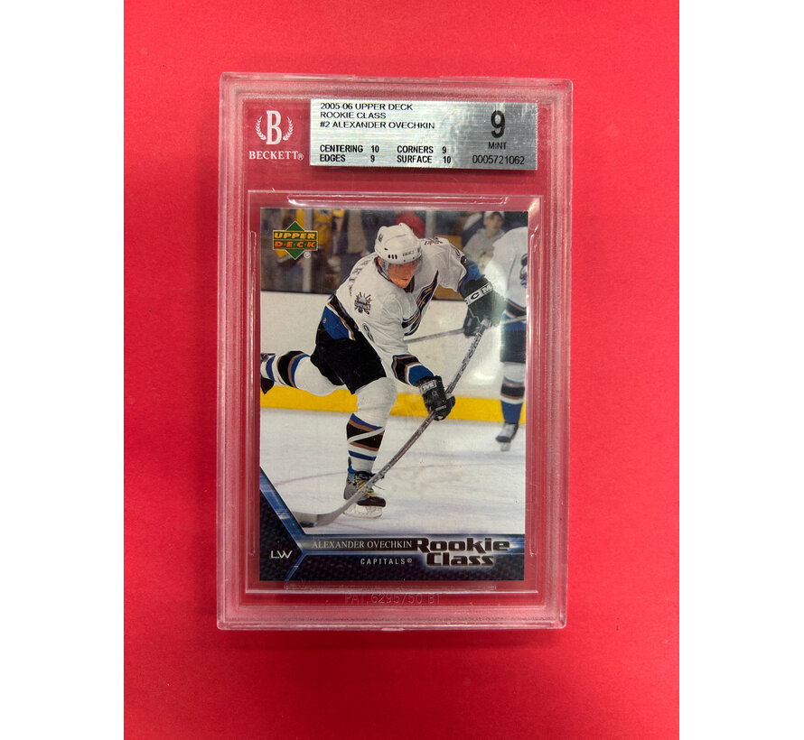 2005-06 UPPER DECK ALEXANDER OVECHKIN ROOKIE CLASS BECKETT GRADED 9 (SHOULD BE 9.5)