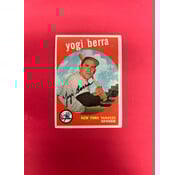 TOPPS 1959 TOPPS YOGI BERRA #180 EX