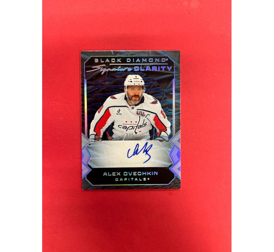 2025-26 UPPER DECK BLACK DIAMOND ALEX OVECHKIN SPARKLING CLARITY AUTOGRAPH SPECTRUM /5