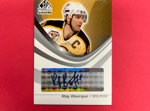 UPPER DECK 2004 UPPER DECK SP GAME USED SIGNERS RAY BOURQUE AUTOGRAPH