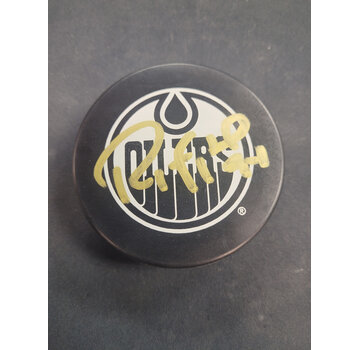 RYAN SMYTH AUTOGRAPHED PUCK NHL OILERS