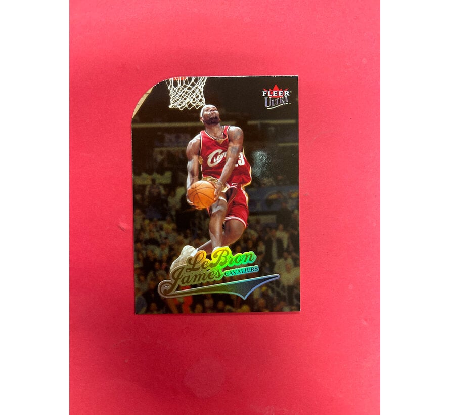2004 FLEER ULTRA LEBRON JAMES GOLD MEDALLION DIE CUT DMG