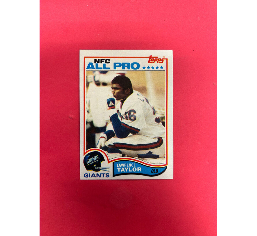1983 TOPPS LAWENCE TAYLOR ROOKIE NM