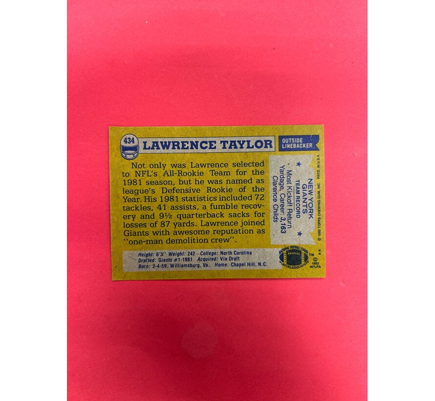 1983 TOPPS LAWENCE TAYLOR ROOKIE NM