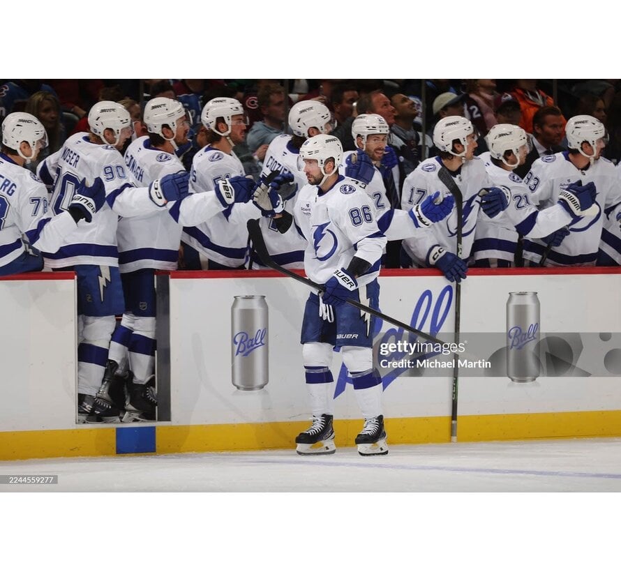 NIKITA KUCHEROV GAME USED PHOTOMATCHED GLOVES GOAL SCORED VS AVS