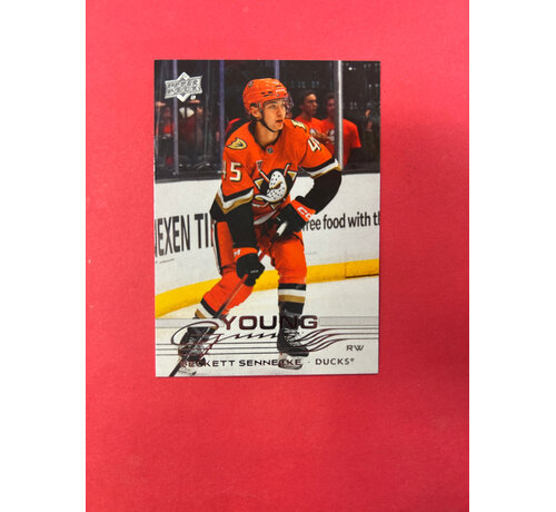 UPPER DECK 2025-26 UPPER DECK EXTENDED BECKETT SENNECKE YOUNG GUNS