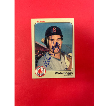 FLEER 1983 FLEER WADE BOGGS AUTOGRAPHED