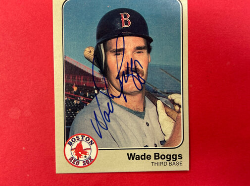 FLEER 1983 FLEER WADE BOGGS AUTOGRAPHED