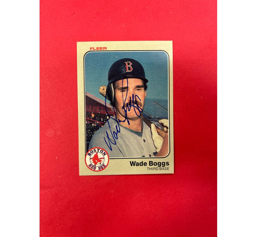 1983 FLEER WADE BOGGS AUTOGRAPHED