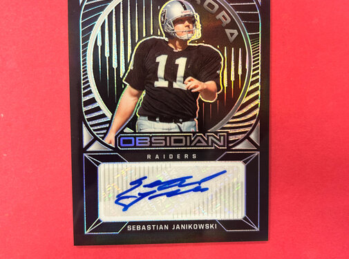 PANINI 2021 PANINI OBSIDIAN SEBASTIAN JANIKOWSKI AUROURA AUTO /100