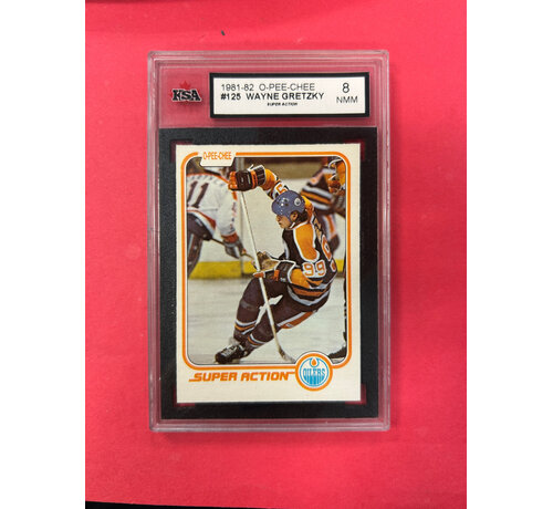 O-PEE-CHEE 1981-82 O-PEE-CHEE WAYNE GRETZKY IN ACTION #125 KSA GRADED 8