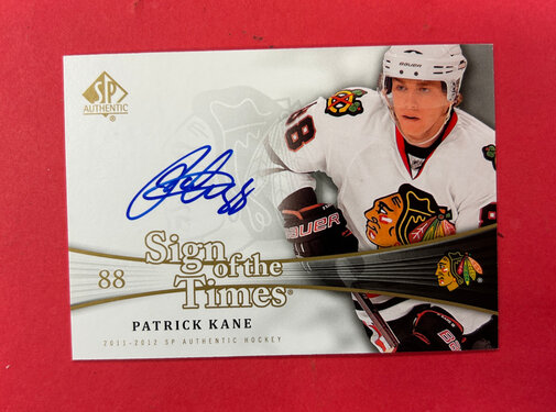 UPPER DECK 2011-12 SP AUTHENTIC PATRICK KANE SIGN OF THE TIMES