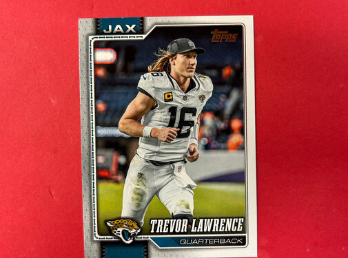 TOPPS 2025 TOPPS FLAGSHIP TREVOR LAWRENCE GOLDEN MIRROR VARIATION