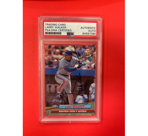 FLEER 1992 FLEER ULTRA LARRY WALKER AUTOGRAPHED PSA AUTHENTIC