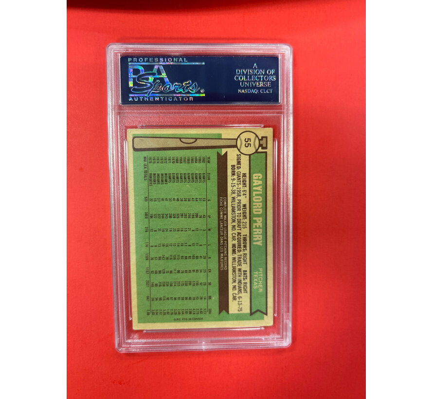1980 O-PEE-CHEE GAYLORD PERRY AUTOGRAPHED PSA AUTHENTIC