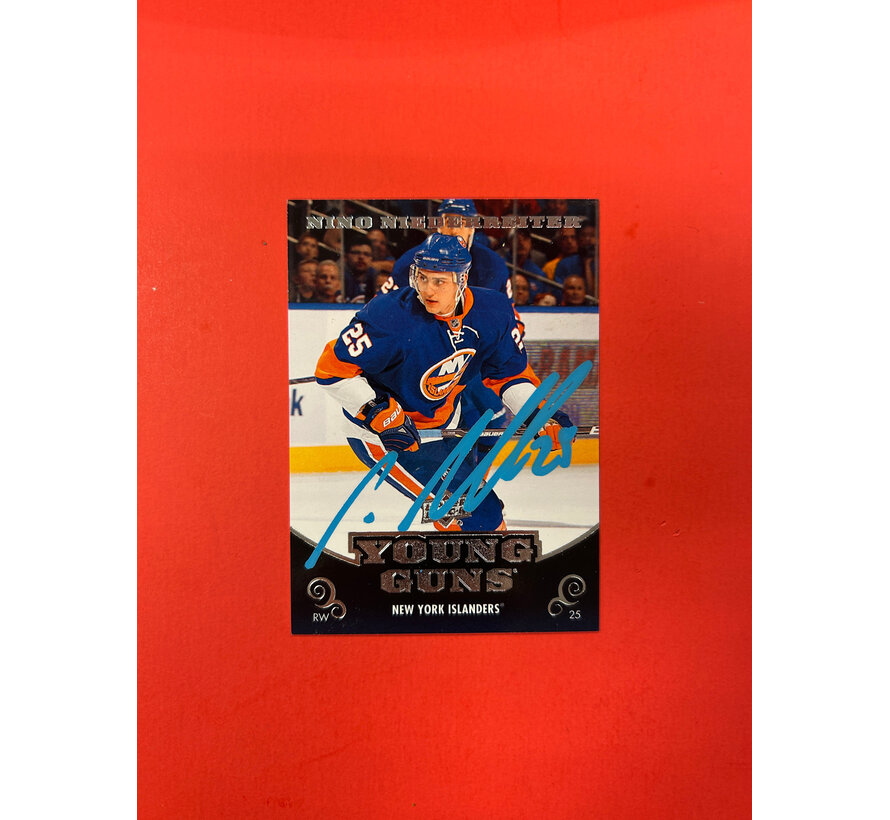 2010-11 UPPER DECK SERIES 2 NINO NIEDERREITER YOUNG GUNS AUTOGRAPHED SP