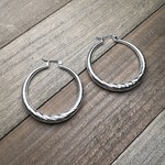 Medium Silver Circle Textured Earrings