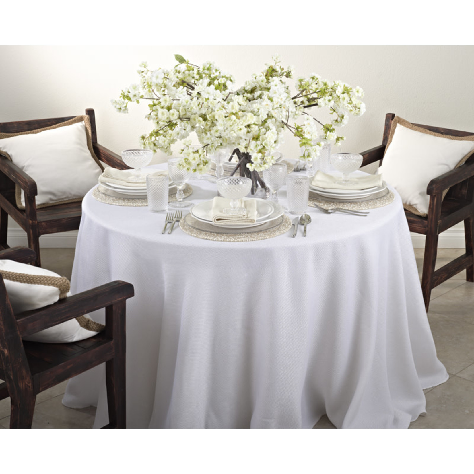 Saro Basket Weave Table Cloth