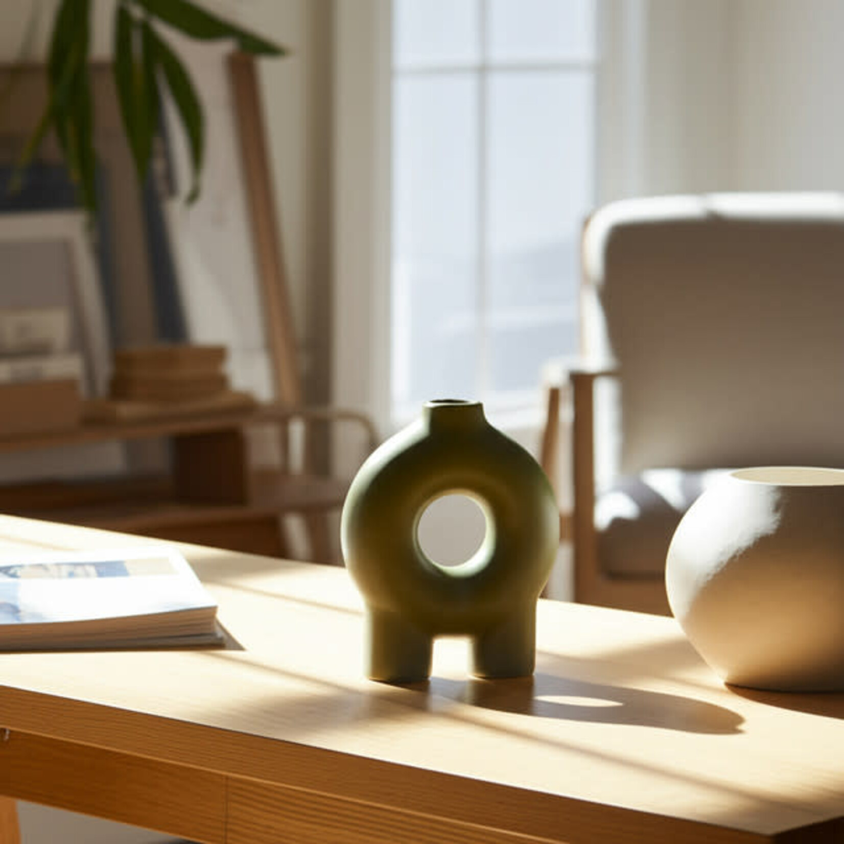 Mickler & Co. Doughnut Vase