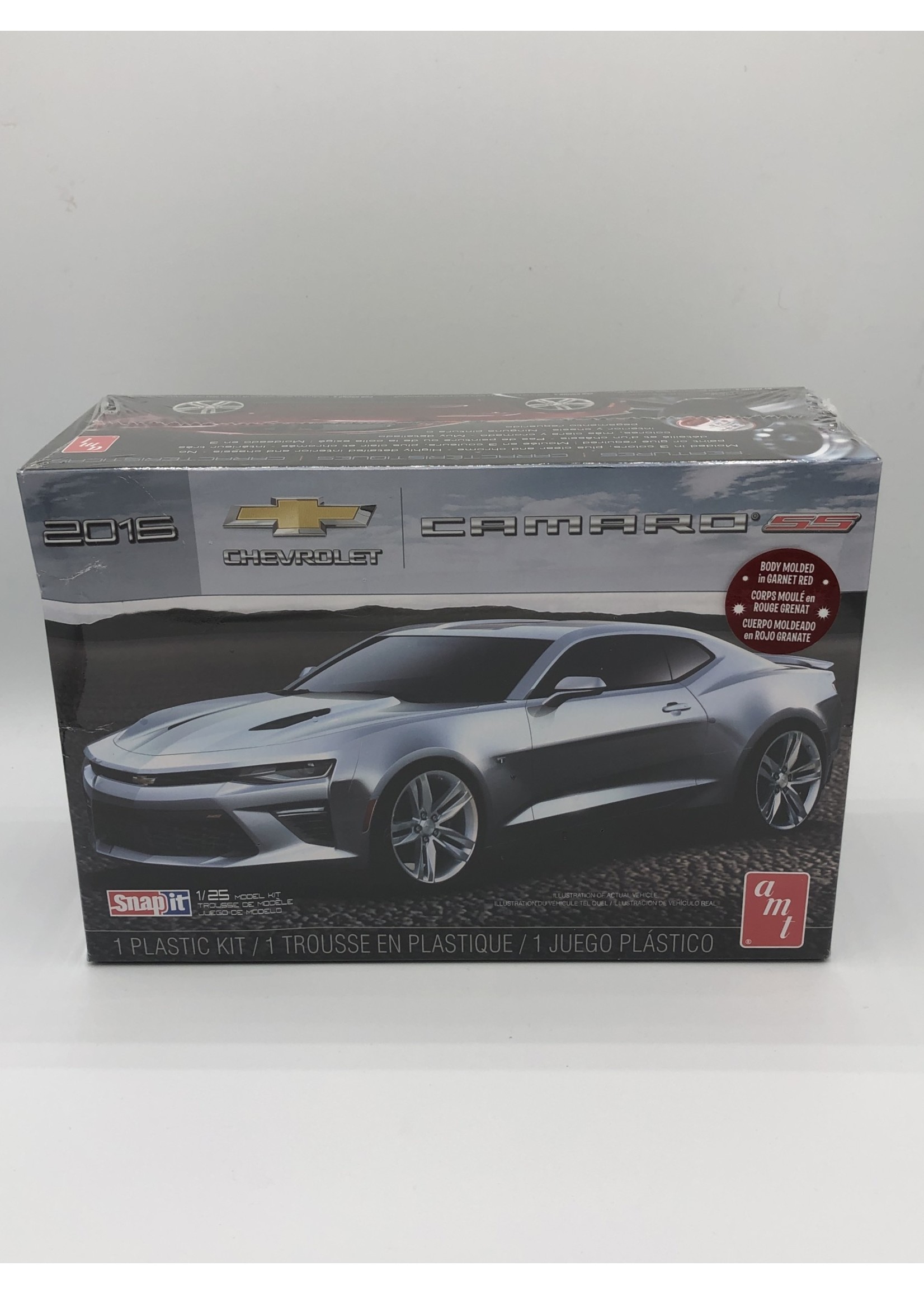 Models   AMT 2016 Camaro SS Snap Model