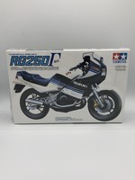 Models Suzuki RG250 Motorcycle Model