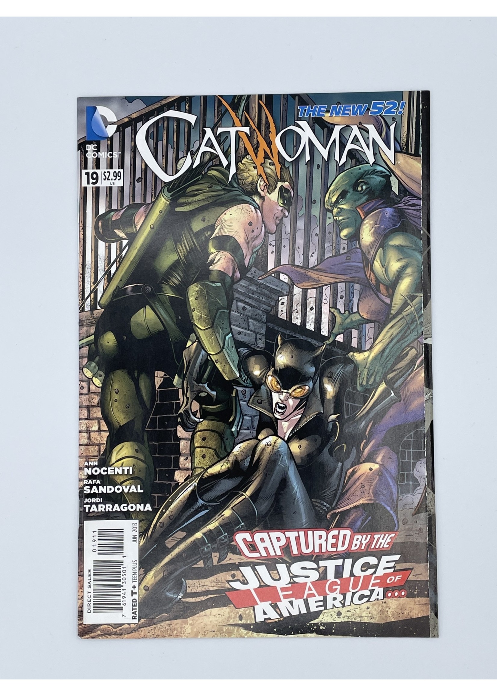 DC Catwoman #19 Dc June 2013