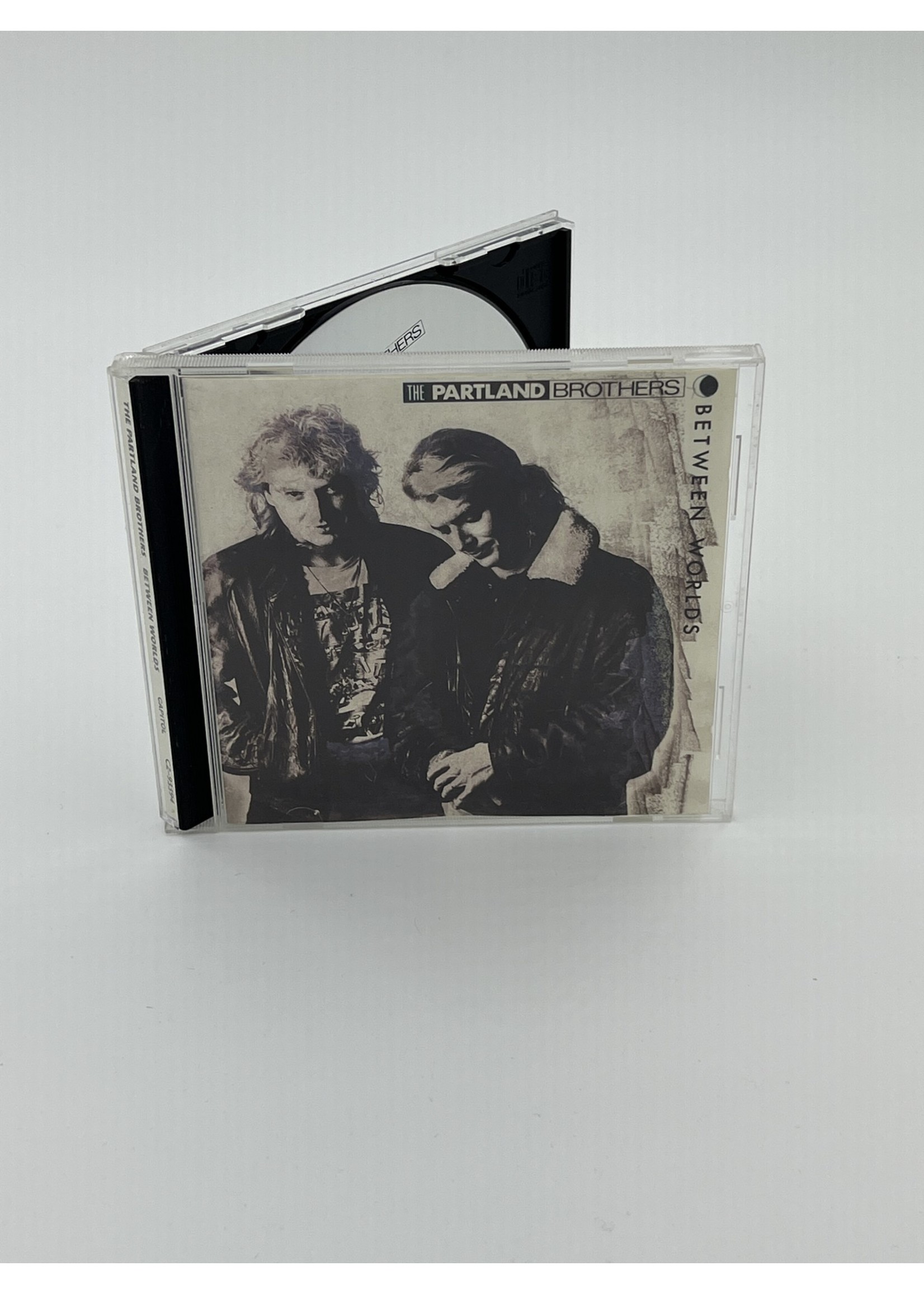 CD The Partland Brothers Between Worlds Cd