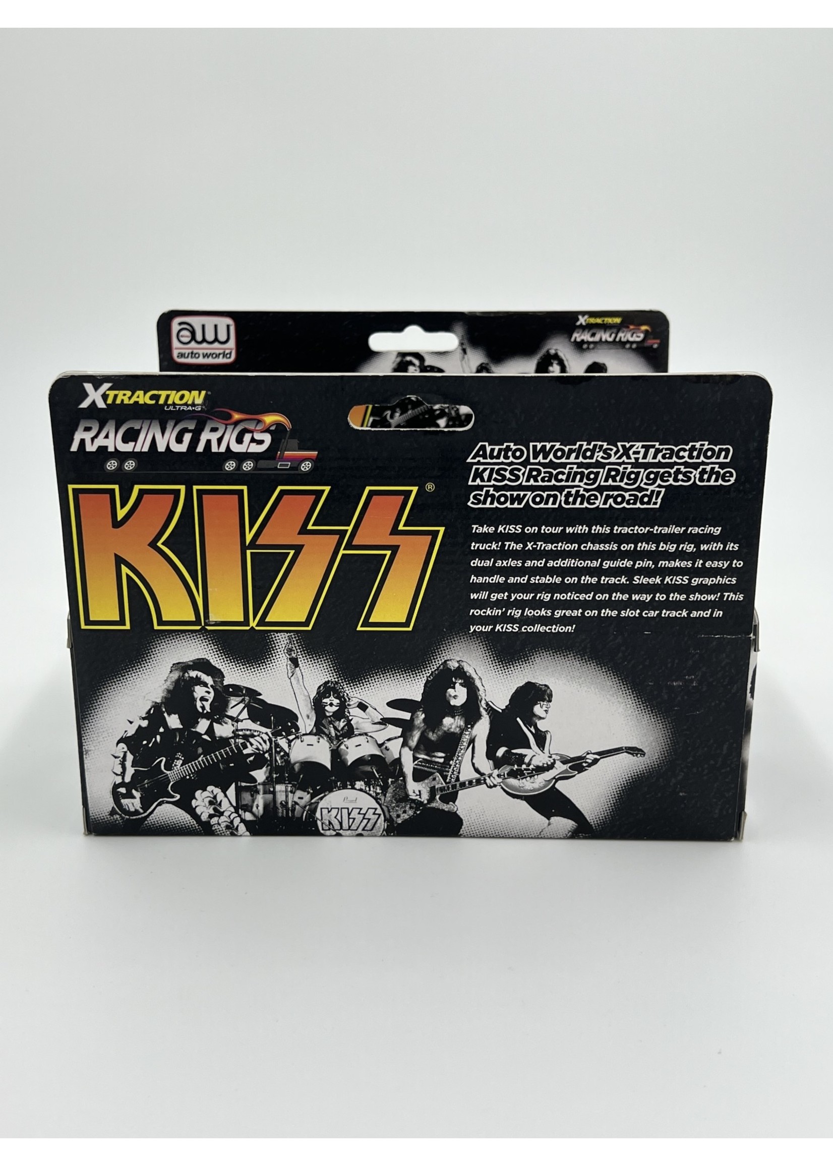 Action Figures Kiss Limited Edition Release 3 Tour Trucks Sold As Pair