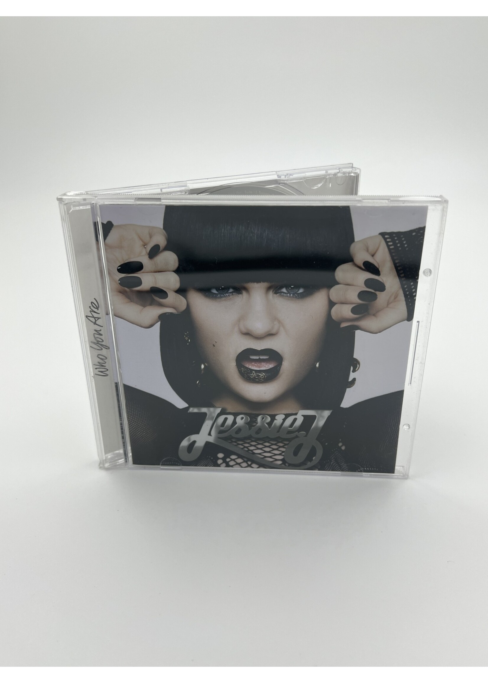 CD   Jessie J Who You Are CD
