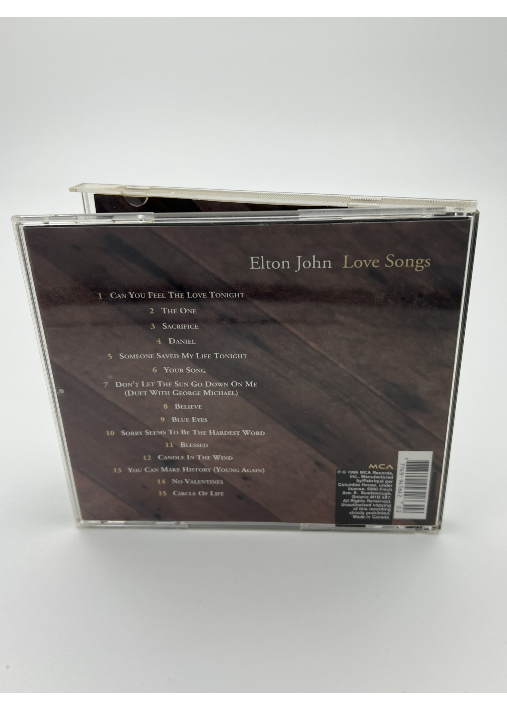 CD   Elton John Love Songs CD
