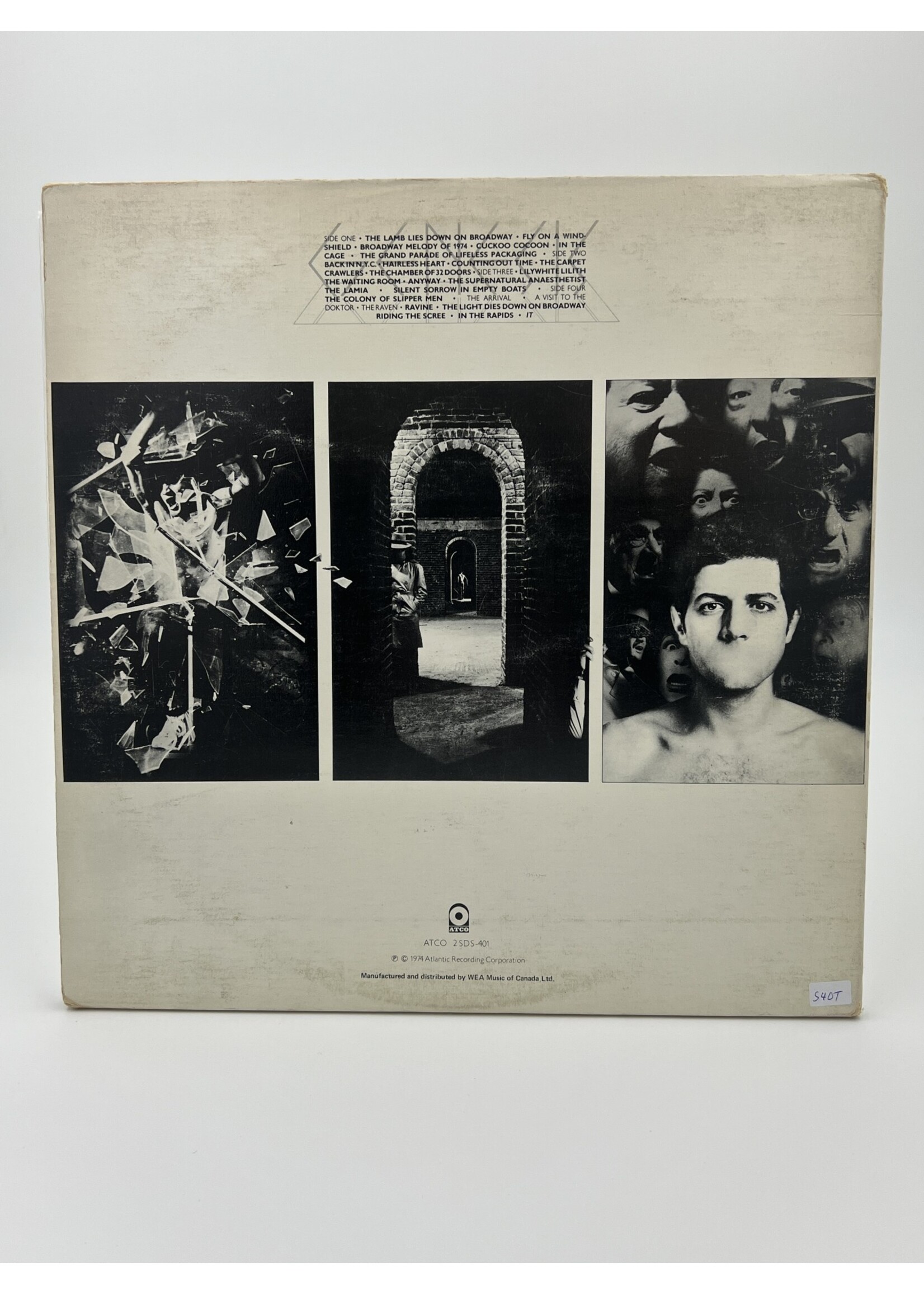LP   Genesis The Lamb Lies Down On Broadway 2 LP Record