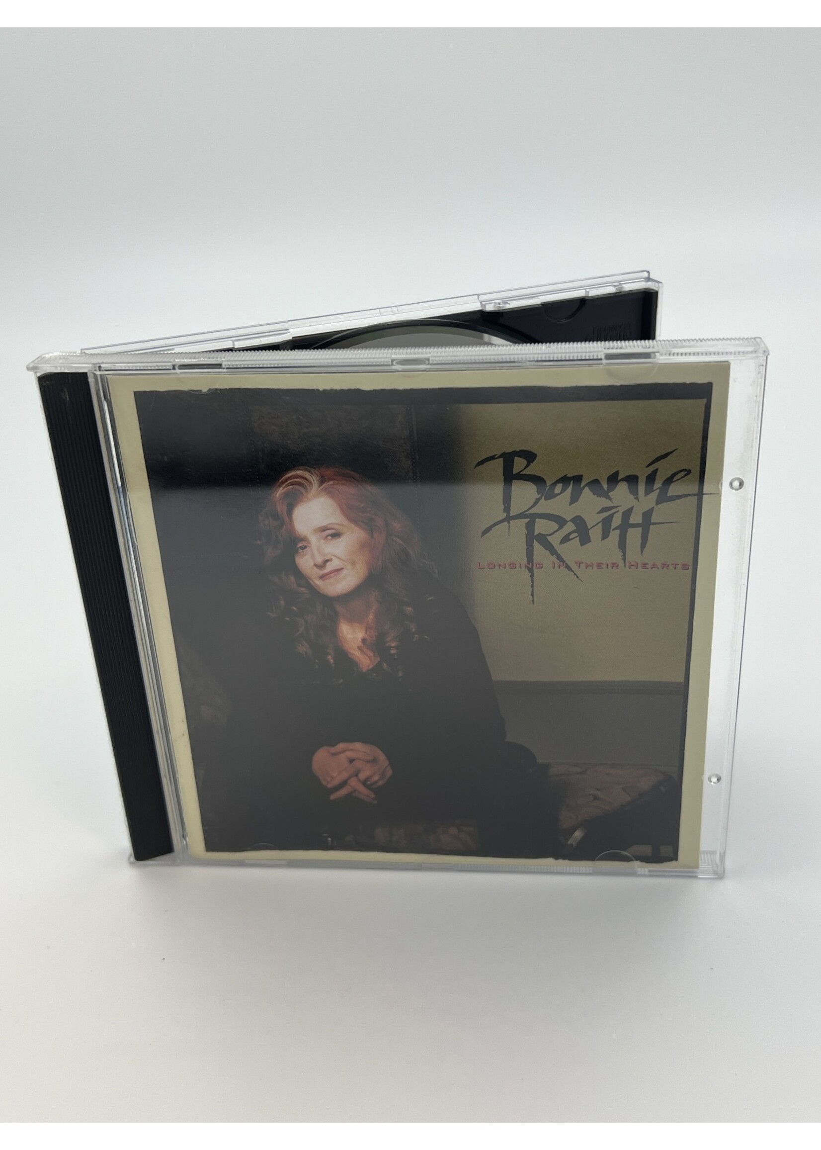 CD   Bonnie Raitt Longing In Their Hearts CD