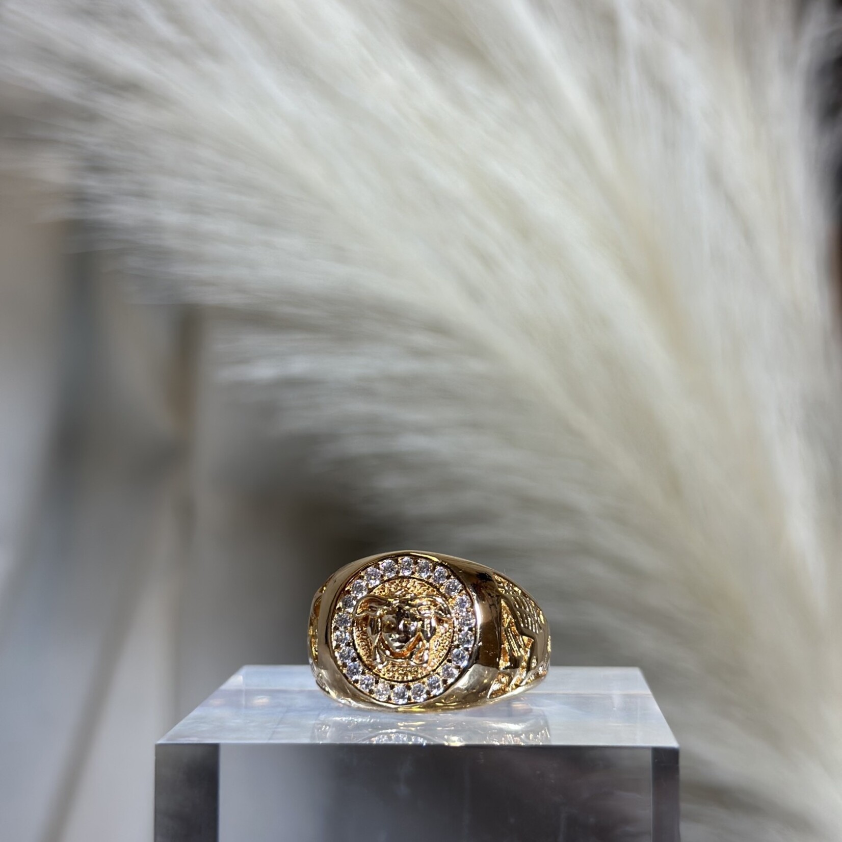 Medusa Ring