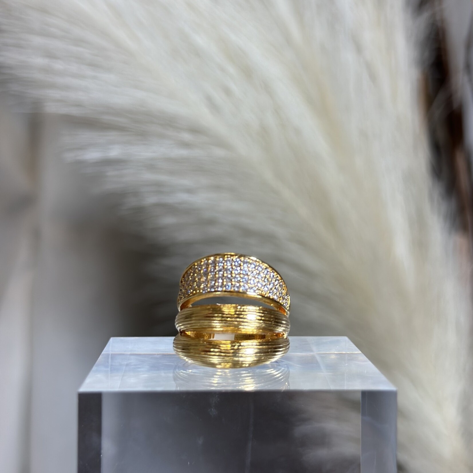 Gold Ring with Diamonds