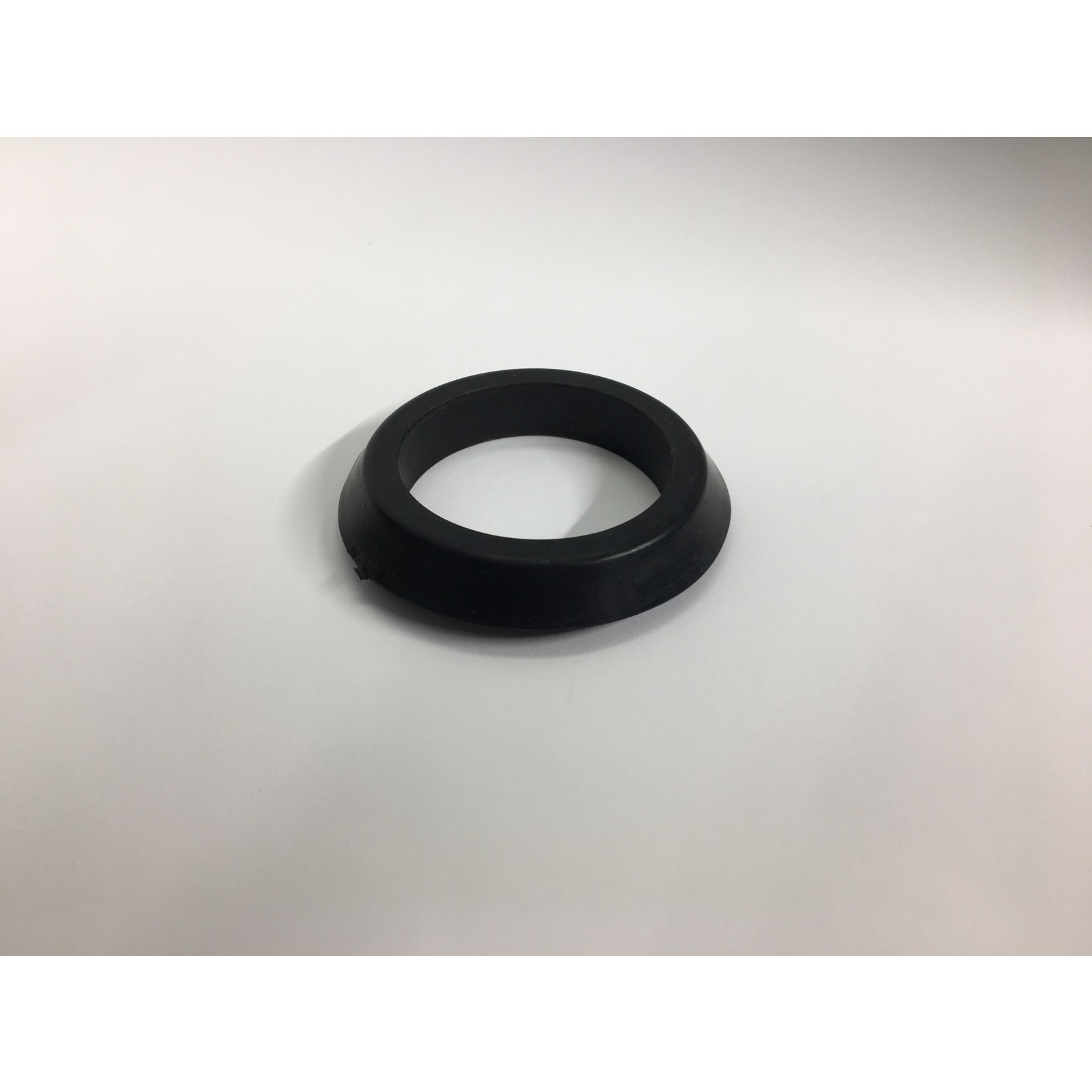 MGB FUEL FILLER NECK GROMMET-ON REAR VAL | BOGROMMAHH6268