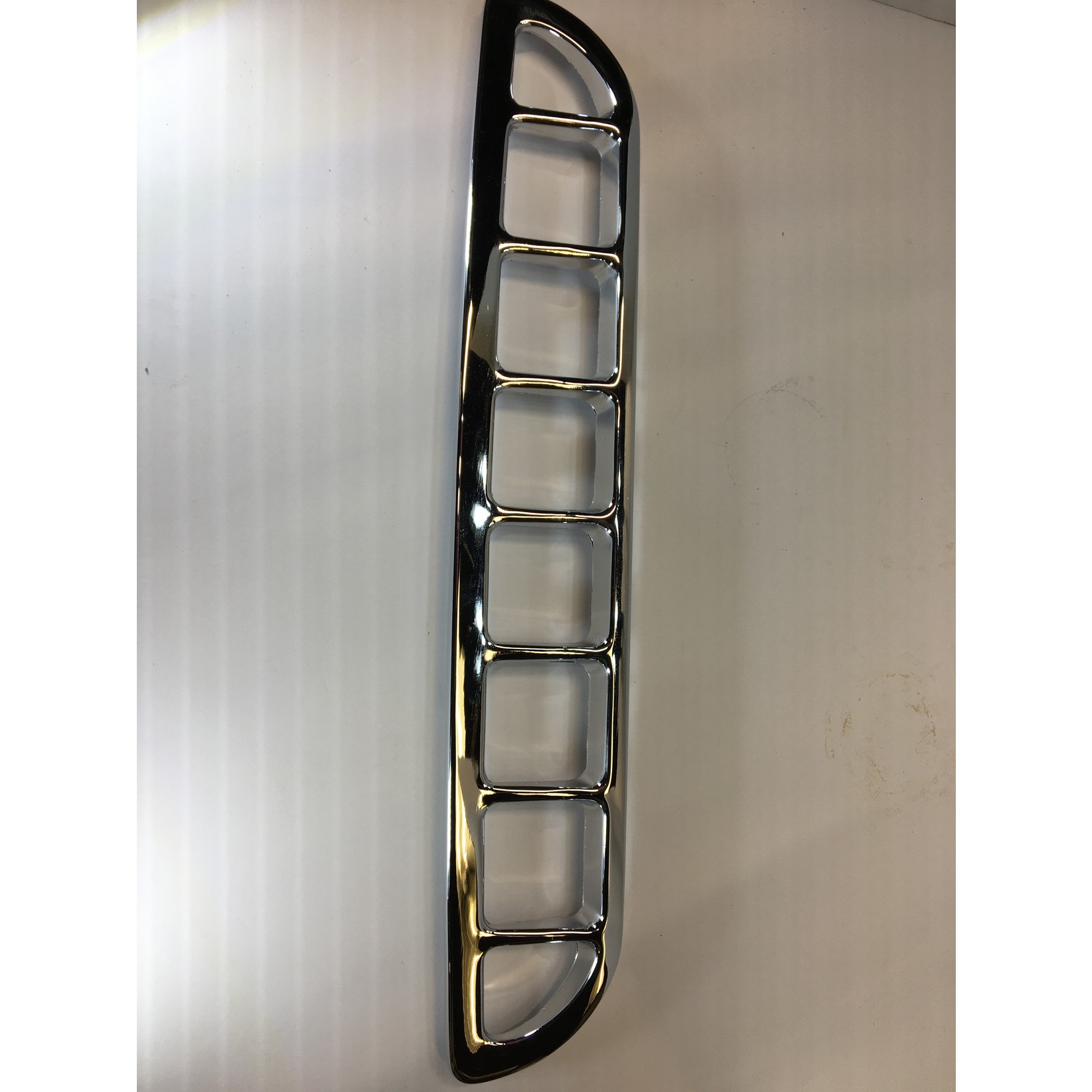 MGB CHROME AIR INTAKE GRILLE | ETGRILLAHH6102