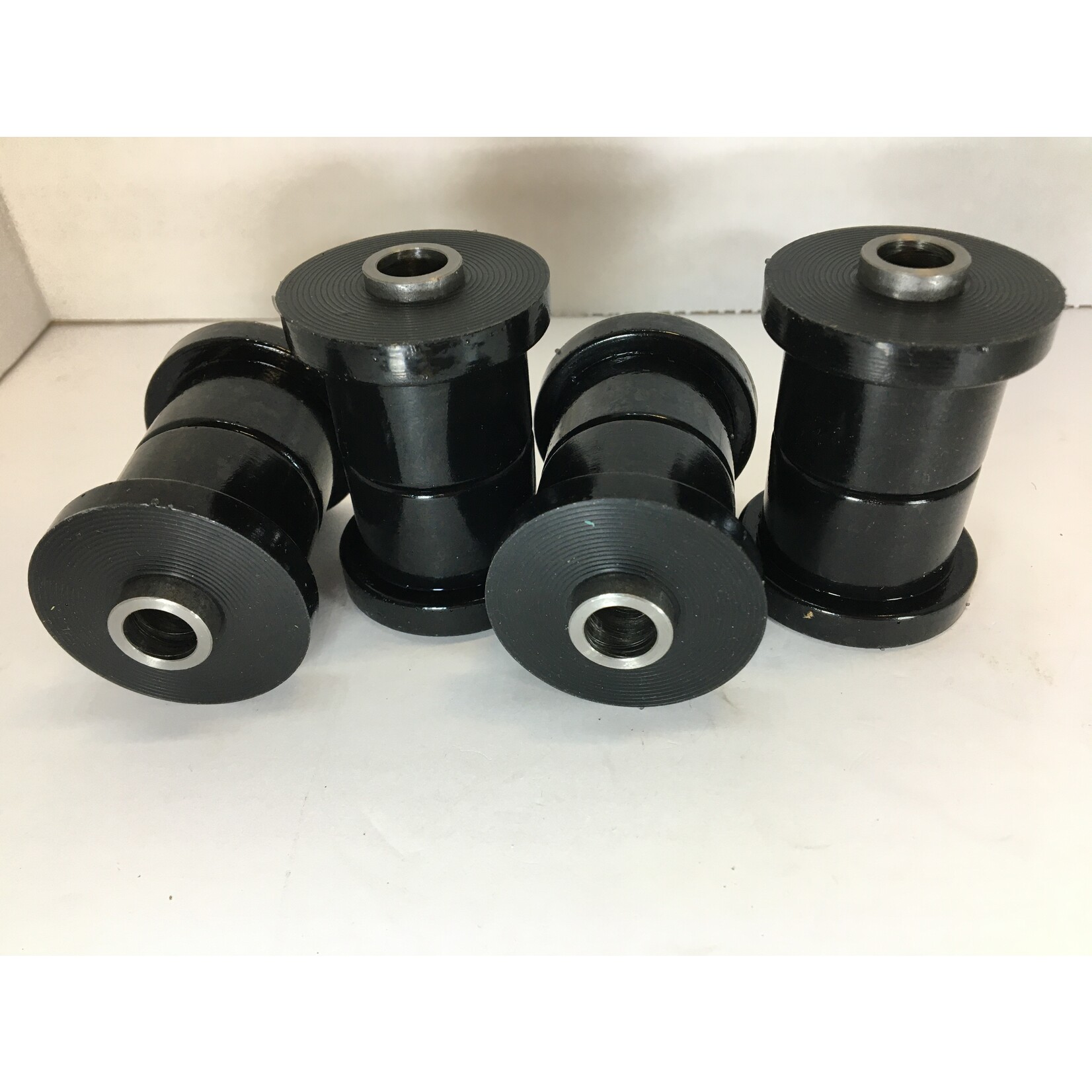 TR6-TR4A POLY TRAILING ARM BUSHING SET | RSBUSHS137599P