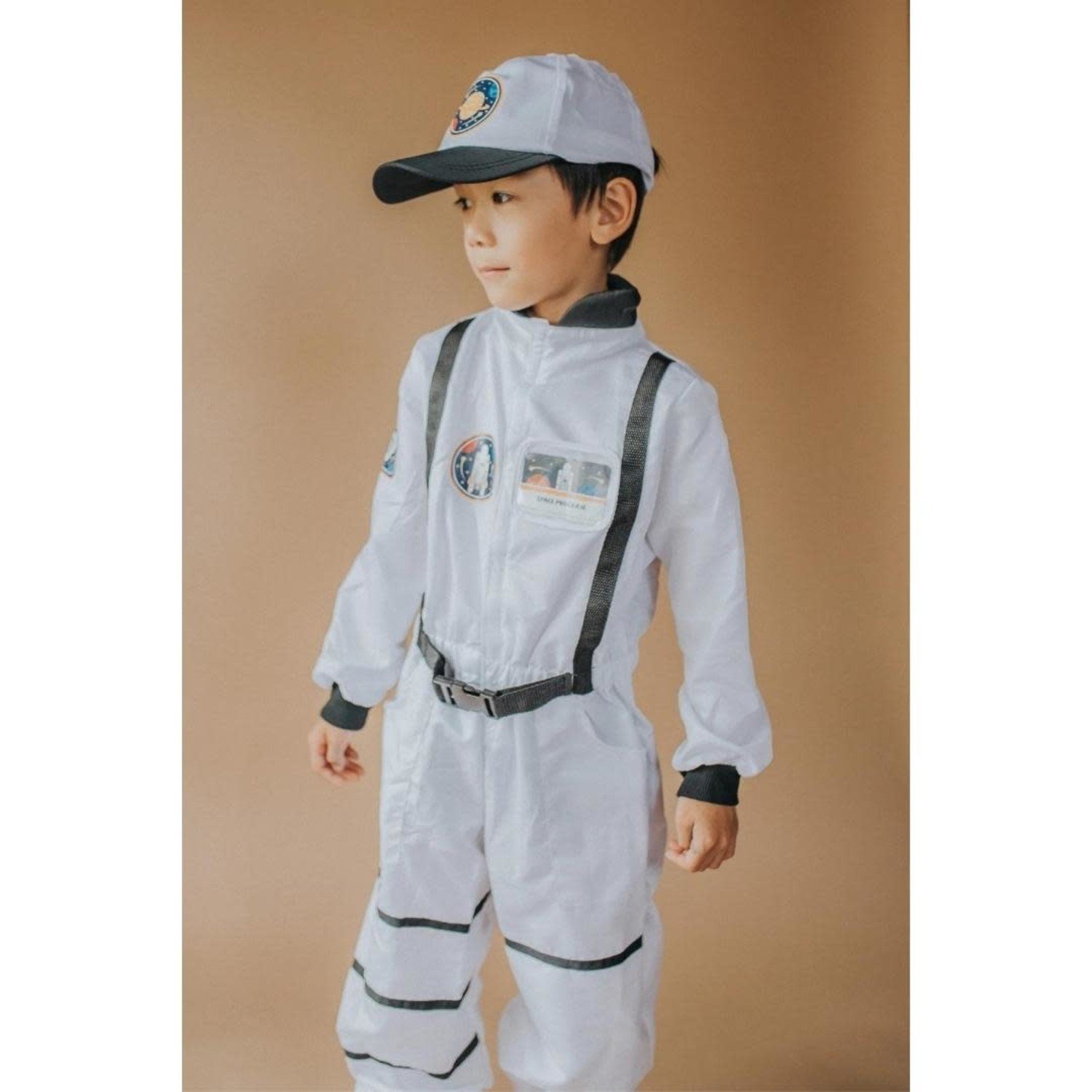 Astronaut Set Includes Jumpsuit, Hat & ID Badge, Size 5-6 - Mudpuddles Toys  and Books