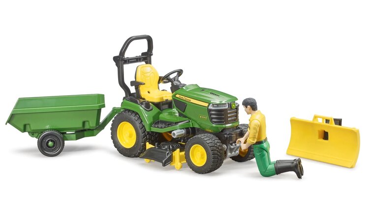 Bruder John Deere Lawn Tractor W Trailer & Farmer Bruder