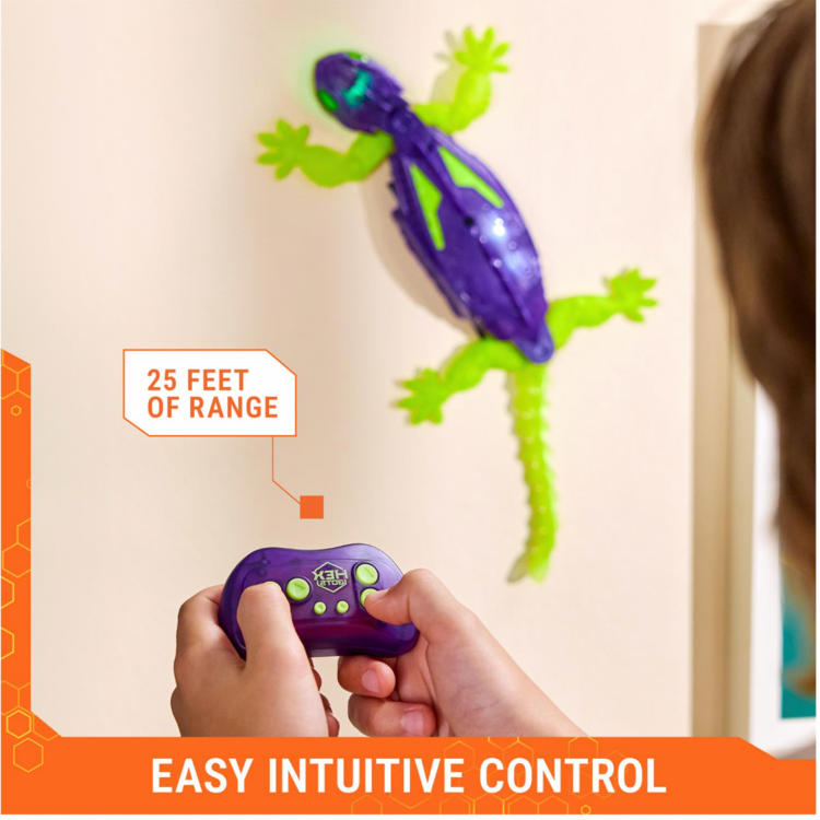 HEX BOTS Wall Crawler Glow-in-the-Dark Gecko