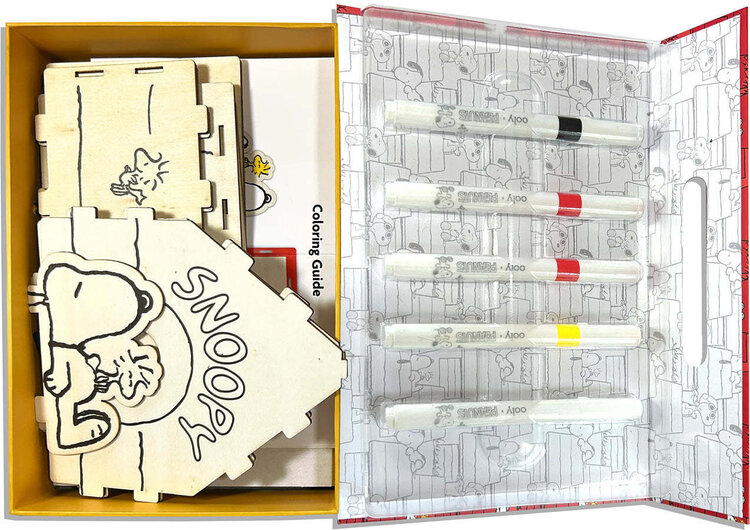 OOLY x PEANUTS Color-In Wooden Bird House Kit