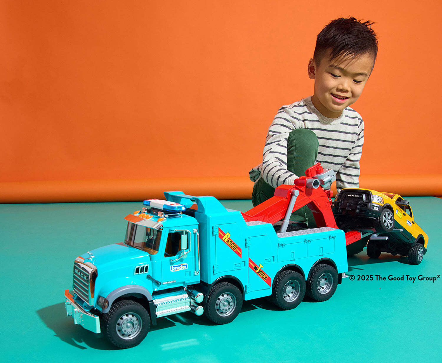 MACK Granite Heavy Tow Truck Bruder - Mudpuddles Toys and Books