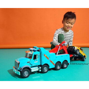 MACK Granite Heavy Tow Truck Bruder