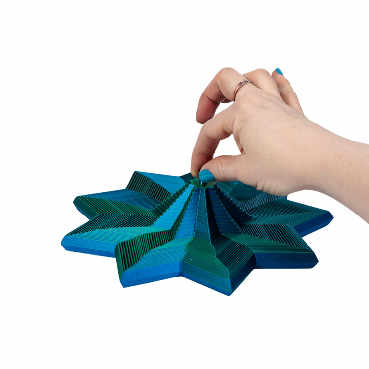 XL Collapsing Star Fidget