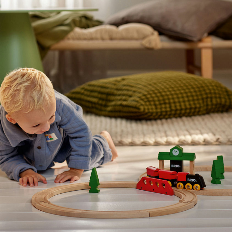 Brio Classic Figure 8 Set