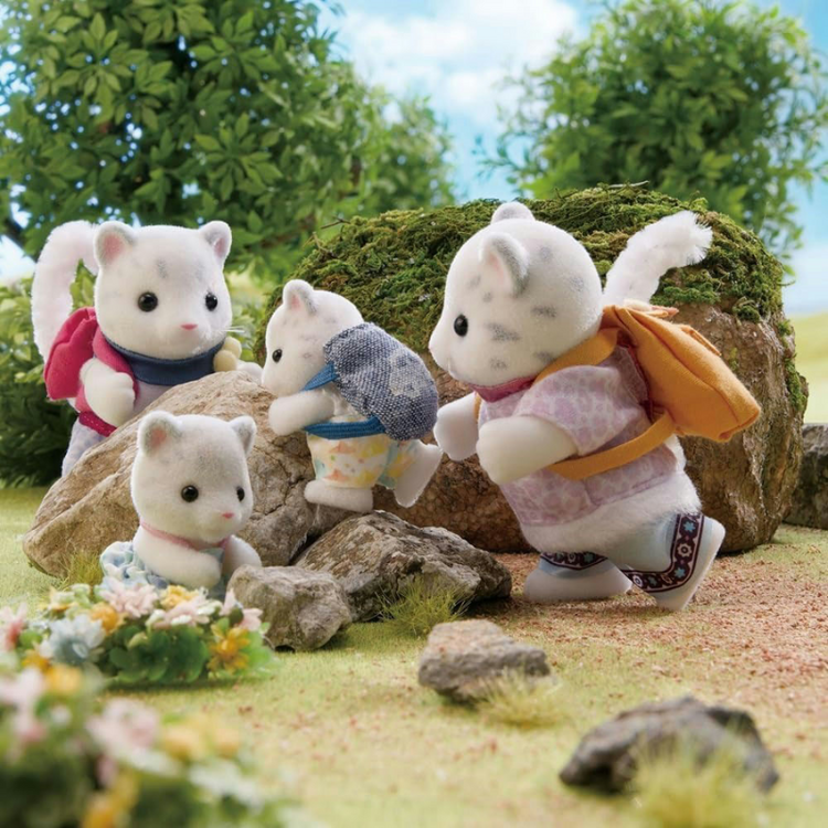 Snow Leopard Family Calico Critters