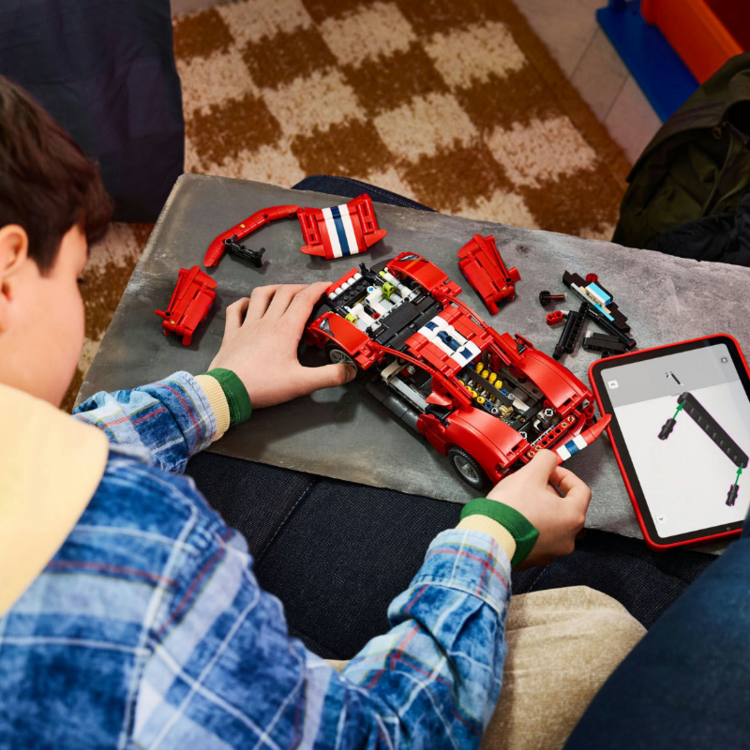 Lego Ferrari 488 Pista Car LEGO Technic