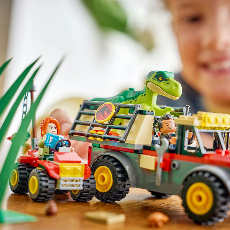 Lego Young T Rex Transport Truck LEGO Jurassic World