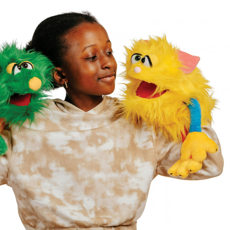 Sassy Living Puppets 14"